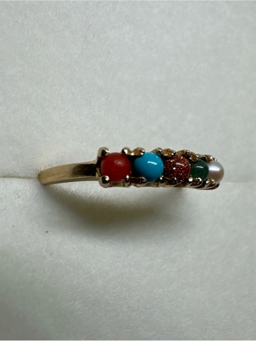 VTG BEAUTIFUL 10K YELLOW GOLD MULTI STONE TURQUOISE PEARL JADE RING SIZE 5.75